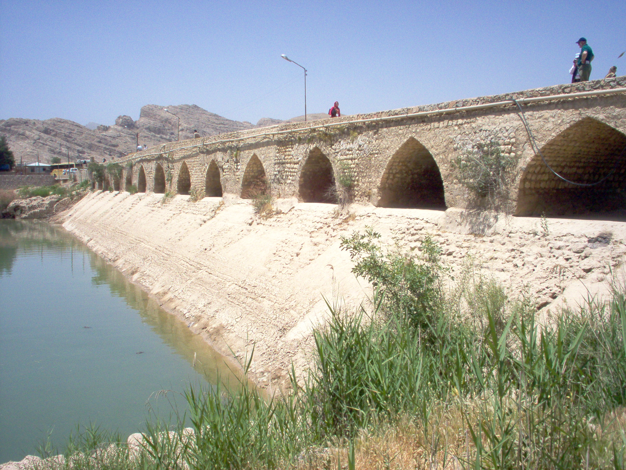 اجرای حکم تخریب ساخت‌وساز غیرمجاز در حریم اثر ثبتی «بند امیر»