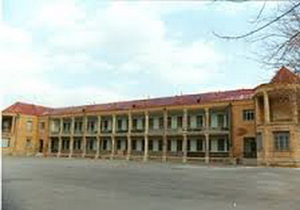 دبیرستان تاریخی امام خمینی(ره) بروجرد مرمت می&zwnj;شود