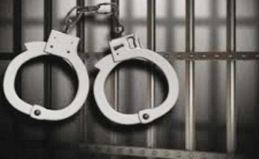 دستبند پلیس بر دست عامل انتشار خبر کذب در شبکههای اجتماعی دستبند پلیس بر دست عامل انتشار خبر کذب در شبکههای اجتماعی