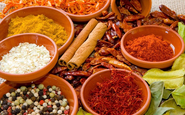 چه ویتامین هایی در ادویه جات نهفته است؟
