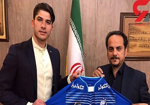 بازيكن يزدی به جمع آبی پوشان پايتخت
