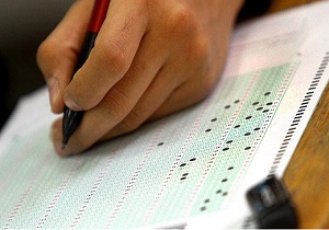 رقابت بیش از 2 هزار داوطلب در اولین روز برگزاری کنکور سراسری در بیرجند