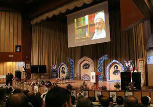 آثار خطی آیت الله دهکردی جمع آوری و منتشر شود