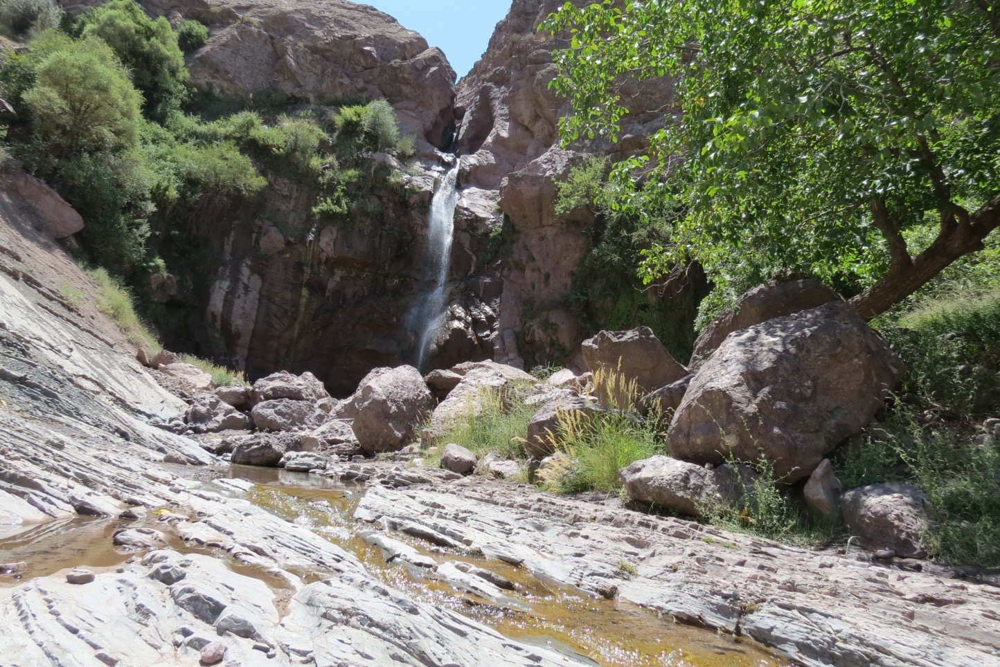 آبشار آبسر مکانی زیبا و جذاب