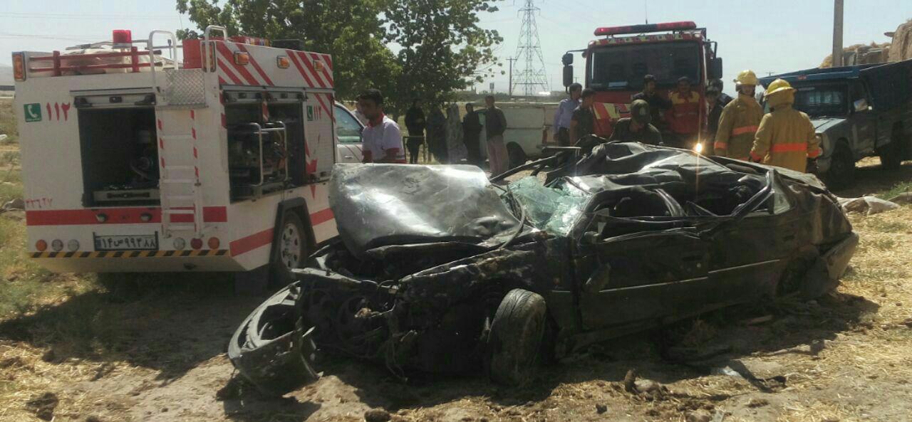 واژگونی خودرو پژو پارس حادثه ساز شد