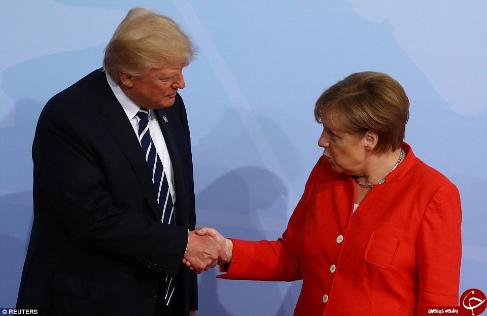 تفسیر حالات و رفتارهای ترامپ در دیدار با پوتین+ تصاویر