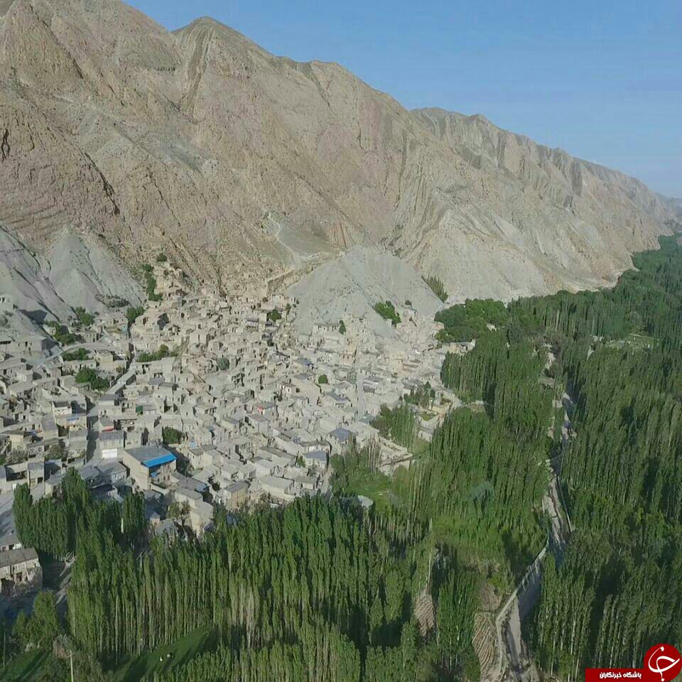طبیعت سرسبز با کوه&zwnj;های سر به فلک کشیده در روستای &laquo;یدک&raquo; + تصاویر