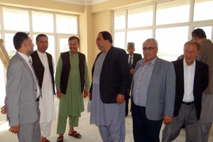 دیدار دگرجنرال کرام الدین کریم رئیس فدراسیون فوتبال افغانستان از استادیوم ورزشی فدراسیون فوتبال ولایت بلخ