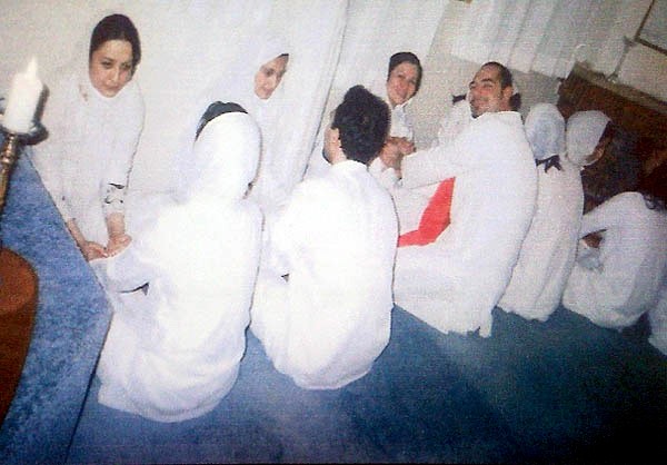 کشف شیره تریاک از پاشنه کفش/ مرگ 4 جوان در قهوه&zwnj;خانه