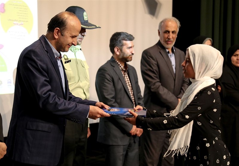 برگزاری اختتامیه جشنواره ملی "جامعه+من" در ارومیه