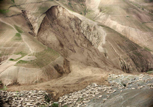 رانش کوه در لاریجان آمل