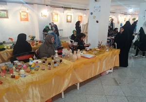 برپایی نمایشگاه مادر بزرگها