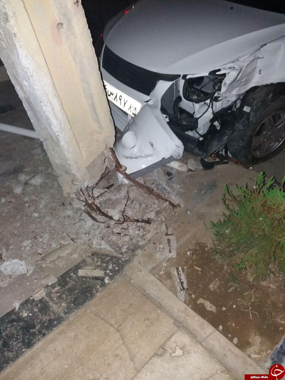 تیربرق خودرو را له کرد + تصاویر