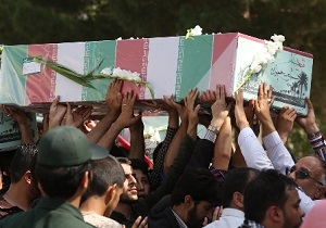 تشییع پیکر 8 شهید گمنام