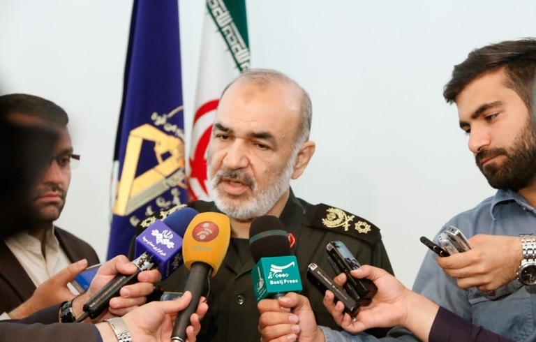 سردار سلامی در جمع خبرنگاران