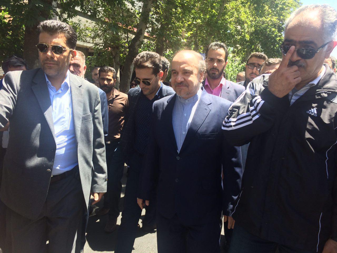 حضور وزیر ورزش و مسئولان ورزشی در راهپیمایی روز قدس