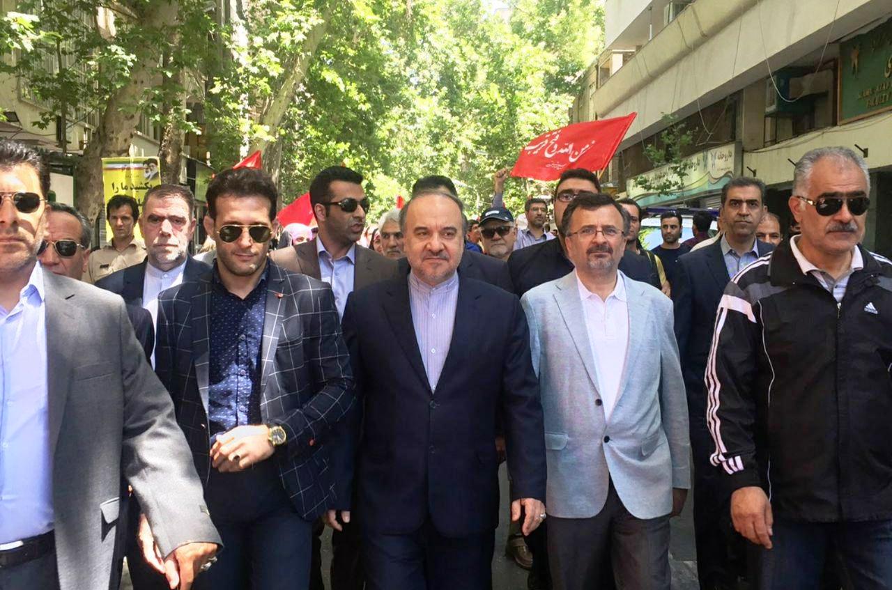 حضور وزیر ورزش و مسئولان ورزشی در راهپیمایی روز قدس