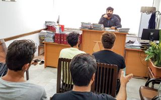 دستگیری گردانندۀ کانال «استخرپارتی»