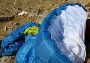 سقوط پاراگلایدر جان یک نفر را گرفت