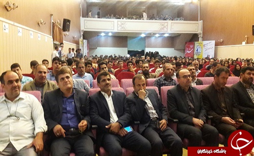 تجلیل از دانش آموزان برتر