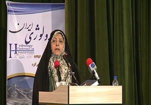 هدر رفت سالیانه ۲۷ میلیارد متر مکعب آب از مزرعه تا سفره