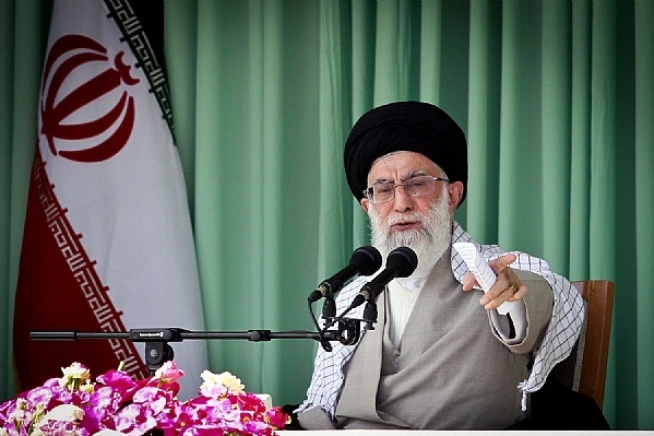 رهبر معظم انقلاب: مردم در 23 تیر 78 توطئه دشمن را در یک روز باطل کردند
