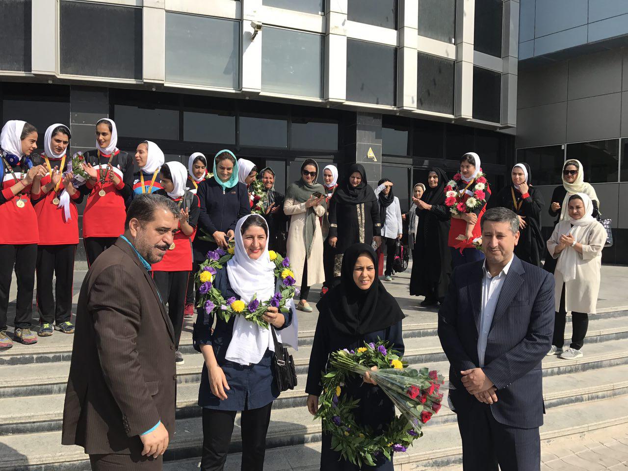 استقبال از قهرمانان بلند قامت کرمانی + تصاویر