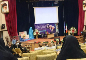 آثار و برکات آیت الله مدنی کاشانی در مسجد و مدرسه نورافشانی می‌کند