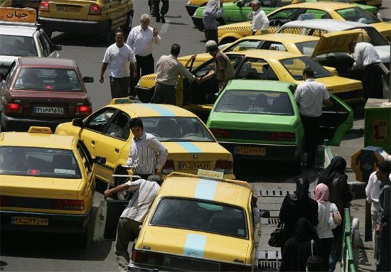 مهلت 15 روزه تاکسی‌های خطی برای نصب برچسب نرخ کرایه/ برخورد با تاکسیران‌های متخلف