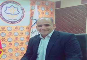 نیمکت شهرداری بندرعباس به نیکبخت رسید