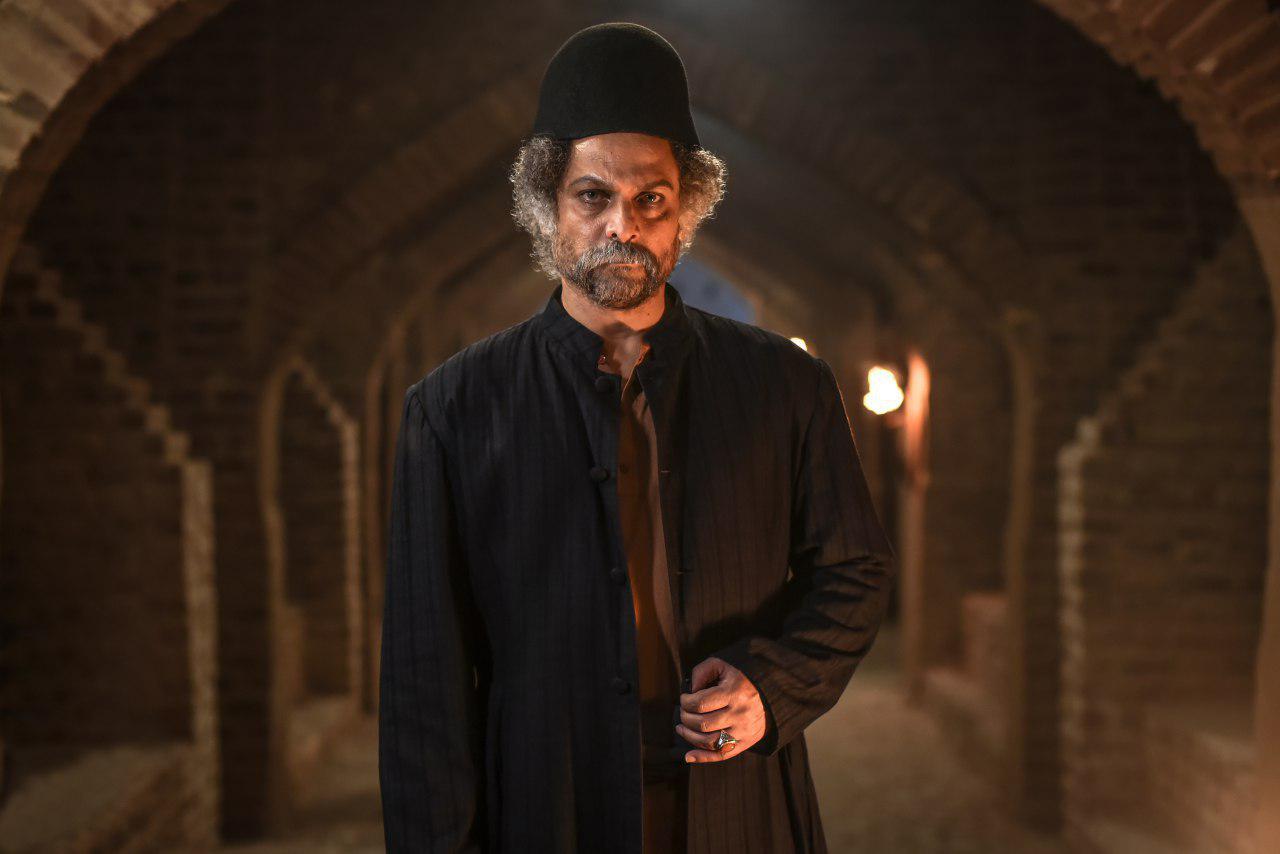 آغاز بازی متفاوت مهران غفوریان در فیلم سینمایی آتش و قدّاره