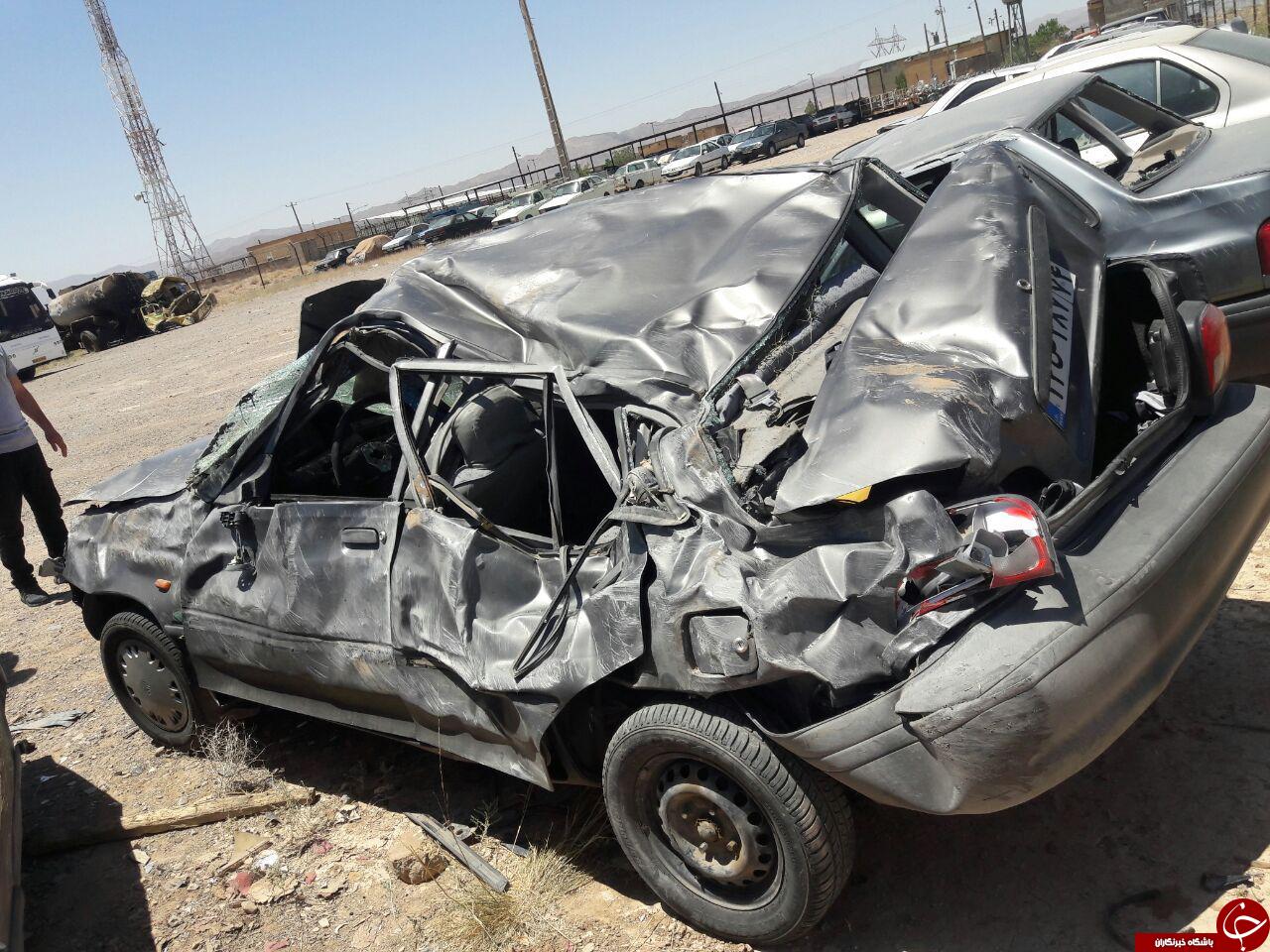 واژگونی مرگبار پراید در جاده بیرجند + تصاویر