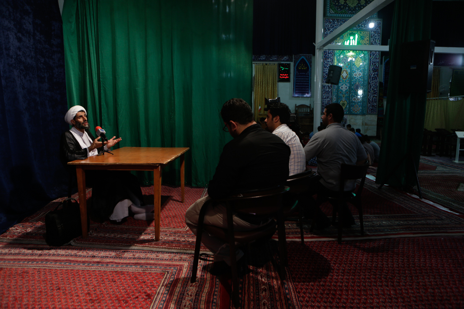 مسجدی خاص در پایتخت که در آن ورزش تکواندو آموزش می دهند /اداره خانه خدا به شیوه امام صادق(ع)
