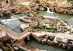 شوشتر مجموعه‌ای پربار از آثار و ابنیهٔ تاریخی