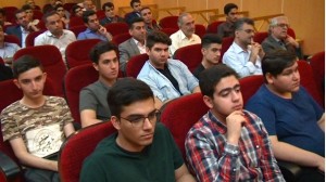 تجلیل از دانش آموزان برتر جشنواره نام آوران فرهنگ و هنر