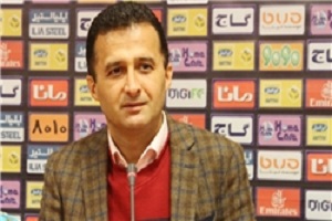 محمودزاده: قرارداد بازیکنان پرسپولیس و نفت ثبت نشود، حق حضور در سوپرجام را ندارند