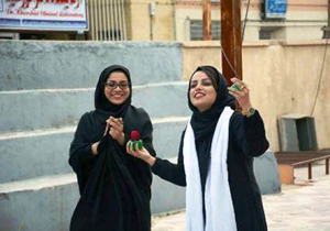 نمایش خیابانی «انتخاب» از فسا راهی مریوان شد