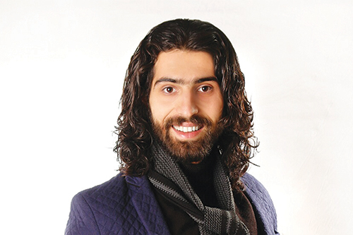 هنرمند کرمانی عضو افتخاری  هلال احمر شد