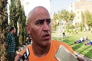 صحبتهای منصوریان در محل تمرین استقلال + فیلم