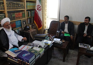 یکی از معضلات امروز جامعه ما در ارتباط با حضور بیش از حد جوانان در فضای مجازی
