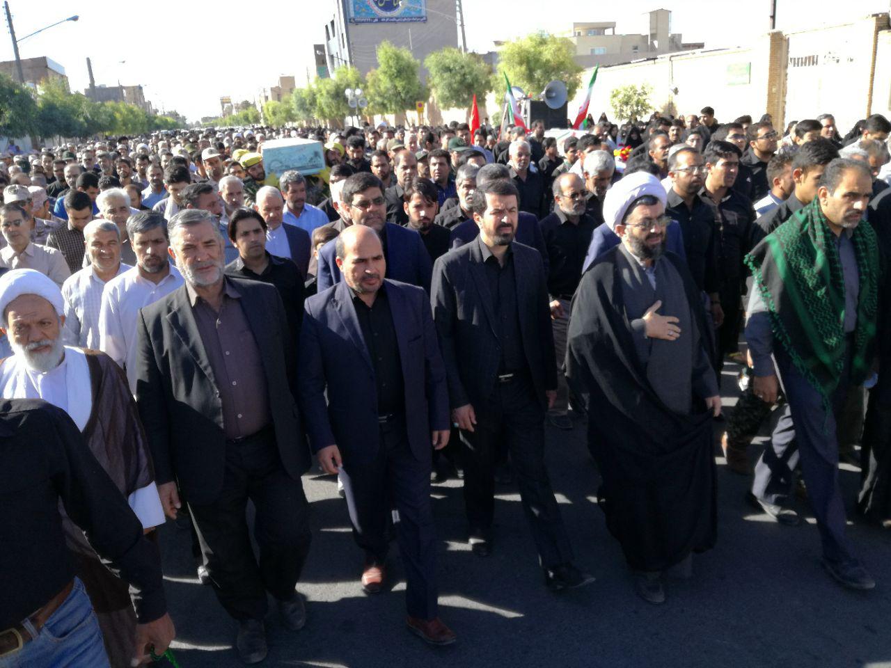 دایی محمد علی آرام گرفت +تصاویر