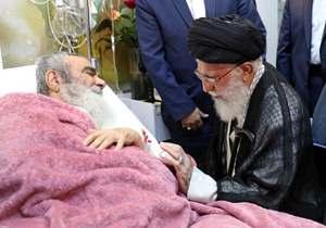 رهبر معظم انقلاب اسلامی از آیت الله مظاهری عیادت کردند