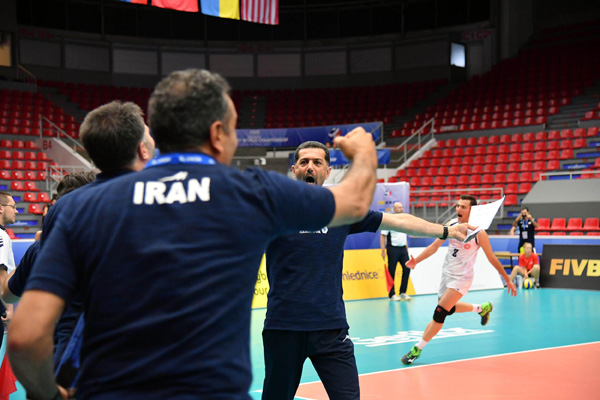 ديدار دو تيم ايران و اوكراين به روايت دوربين&zwnj;ها /// در حال ویرایش///