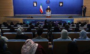 تقسیم جامعه به خوب و بد ما را ‏به هدف نمی رساند/ نباید در زندگی مردم تجسس کرد
