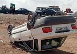 پنج مصدوم بر اثر واژگونی خودروی سواری در جاده داران