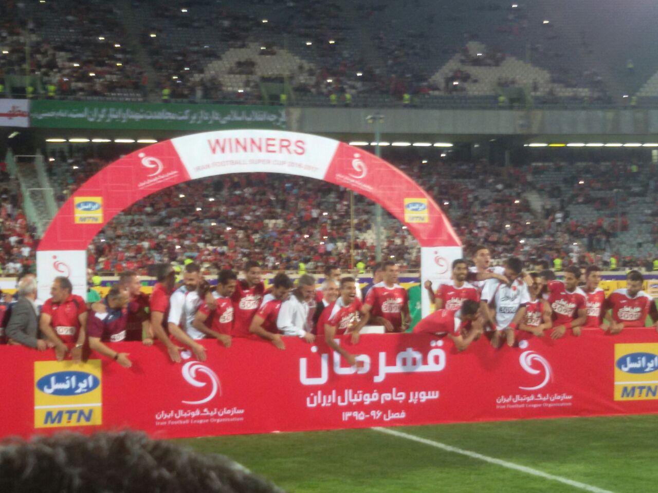 پرسپولیس جام قهرمانی سوپر جام را بالای سر برد