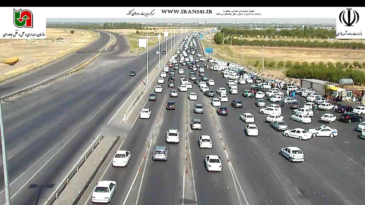ترافیک نیمه سنگین در محورهای شمالی کشور/ ترافیک در آزاد راه قزوین - رشت سنگین است