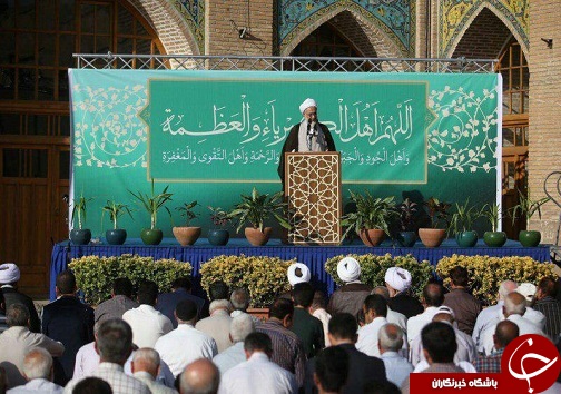 مسئولان به دنبال حل مشکلات معیشتی مردم باشند