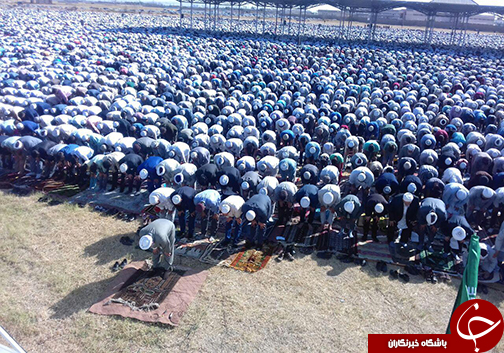 نماز بندگی گلستانی ها به شکرانه عید فطر +تصاویر