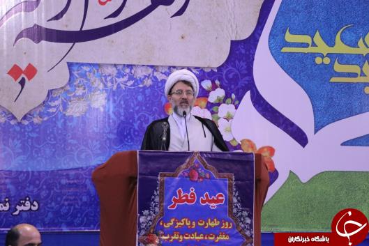 اقامه نماز عید سعید فطر پس از یک ماه بندگی